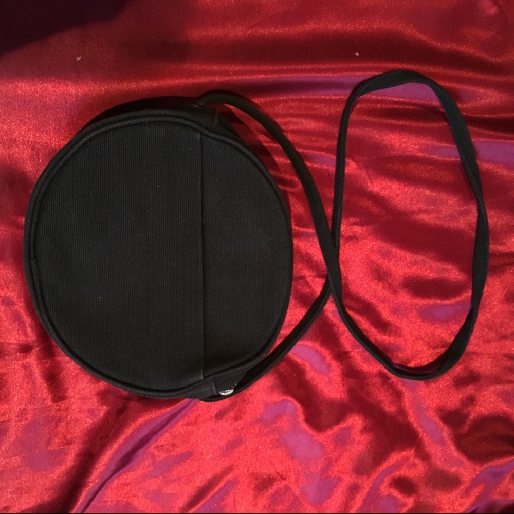 Baggu round canvas crossbody